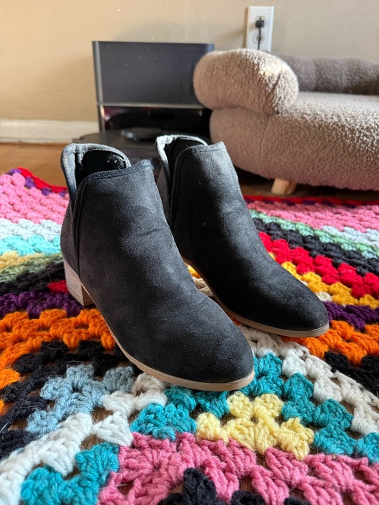 Seven7 Shoes - Seven7 Black Suede Ankle Booties with Low Heel